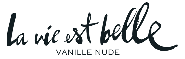 La vie est belle Logo